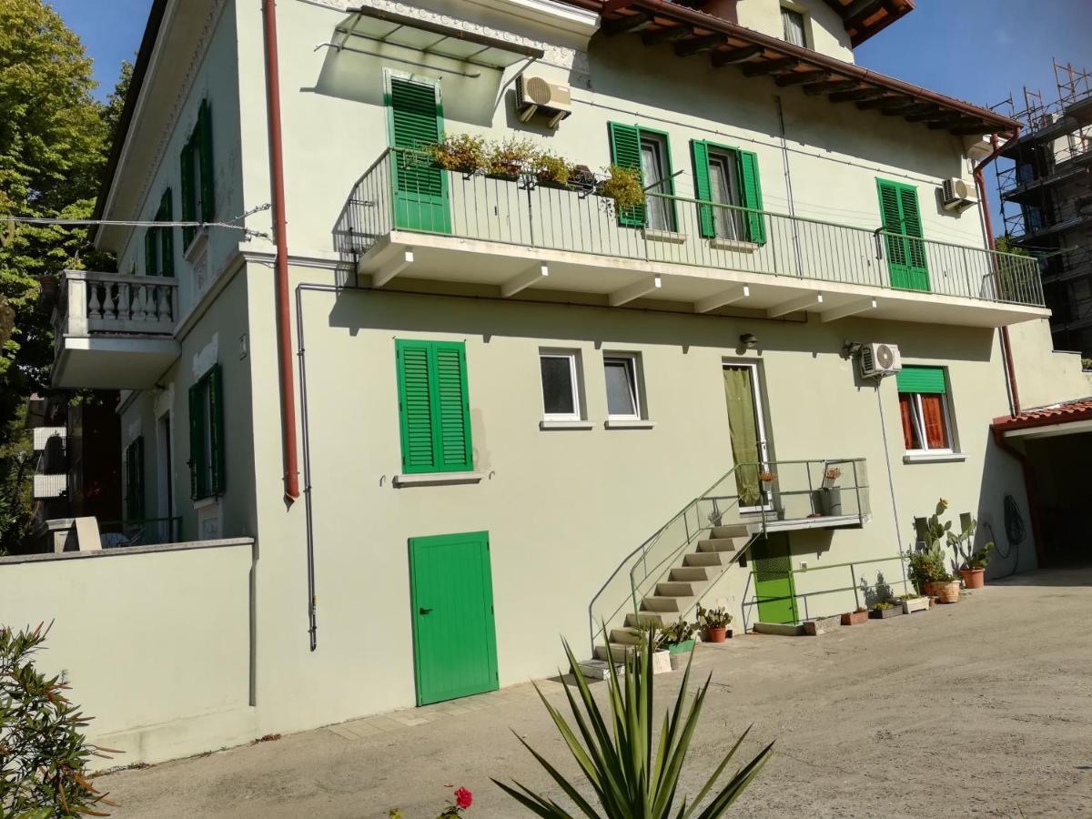 Gorizia Vacanze Appartamento In Villa Con Parcheggio מראה חיצוני תמונה